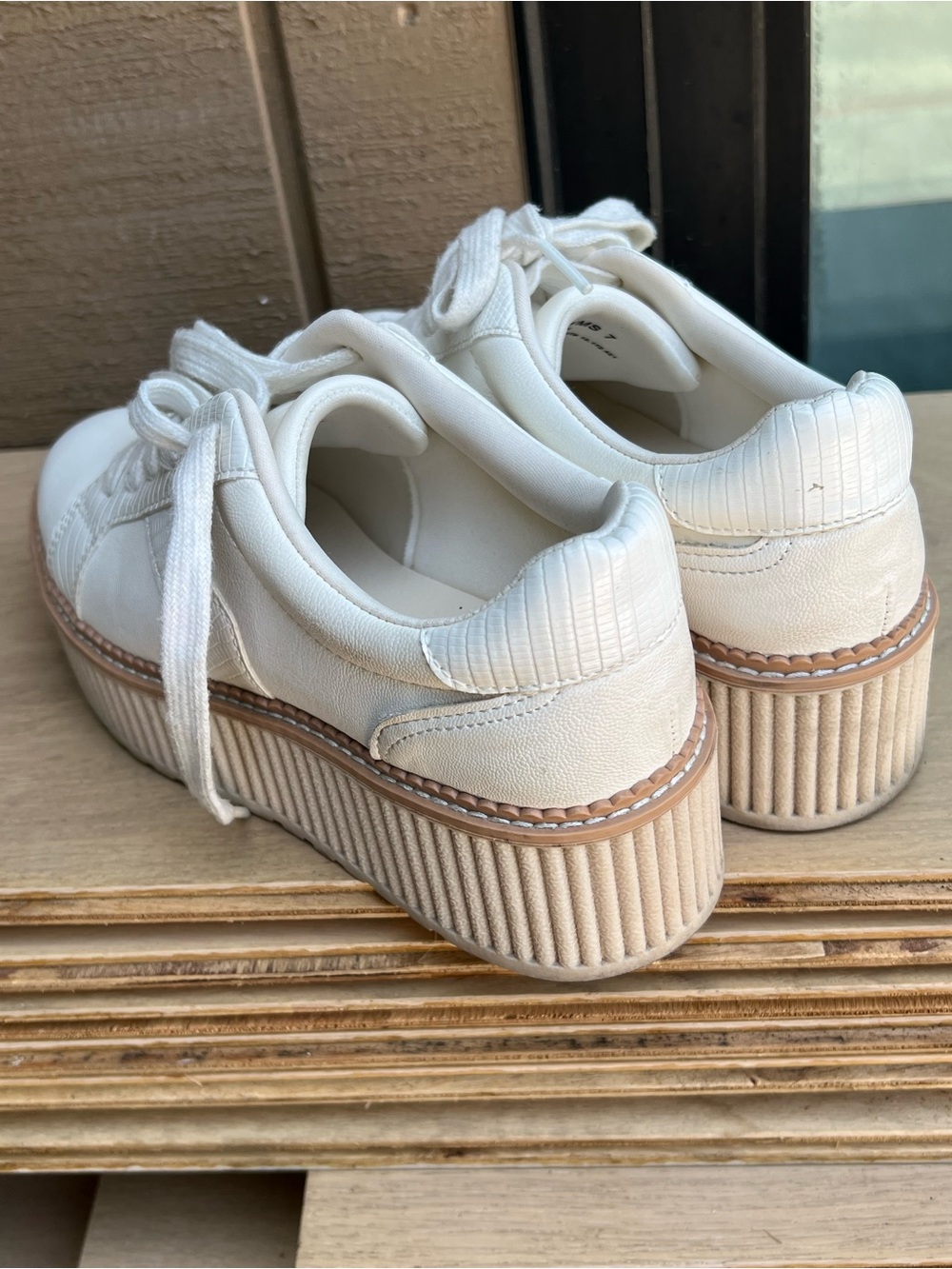 dolce vita Women’s White Platform Lace-Up Sneakers size WMS 7 - Picture 8 of 9